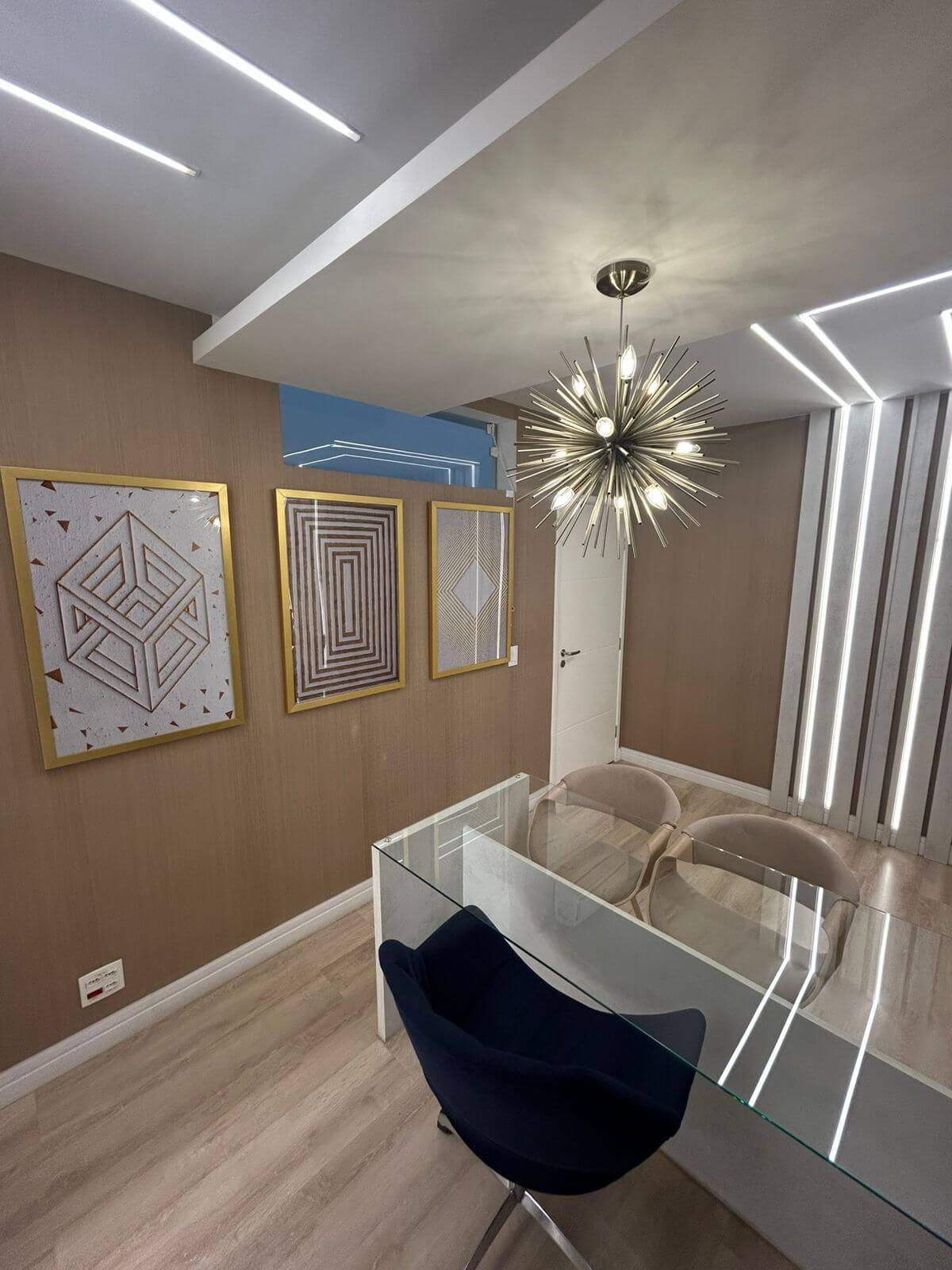 original_64b39f2a25338bcc03235d754ba5ff51 (1)